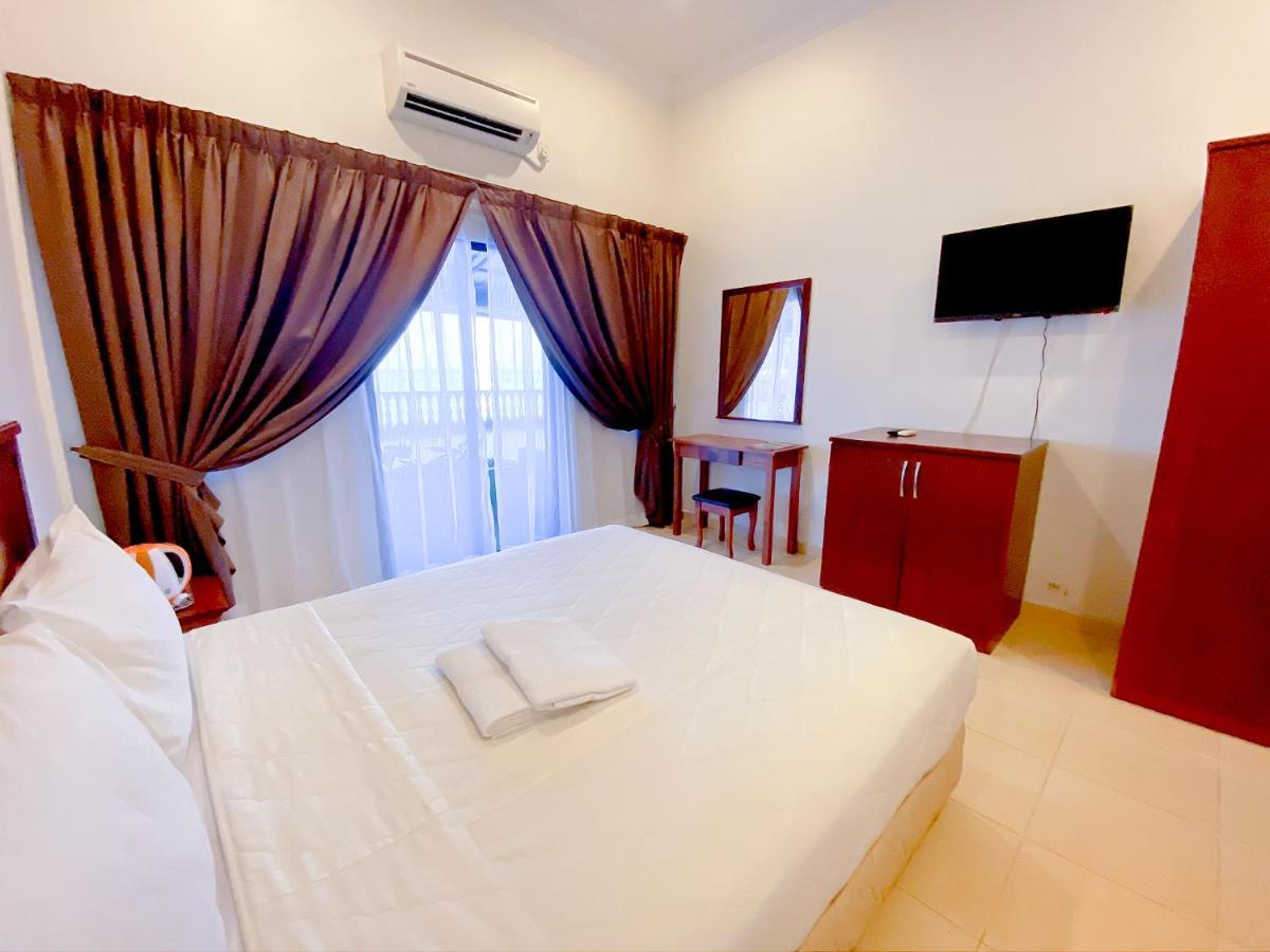 Hotel & Chalet Sportfishing Pnk Teluk Bahang Exterior photo
