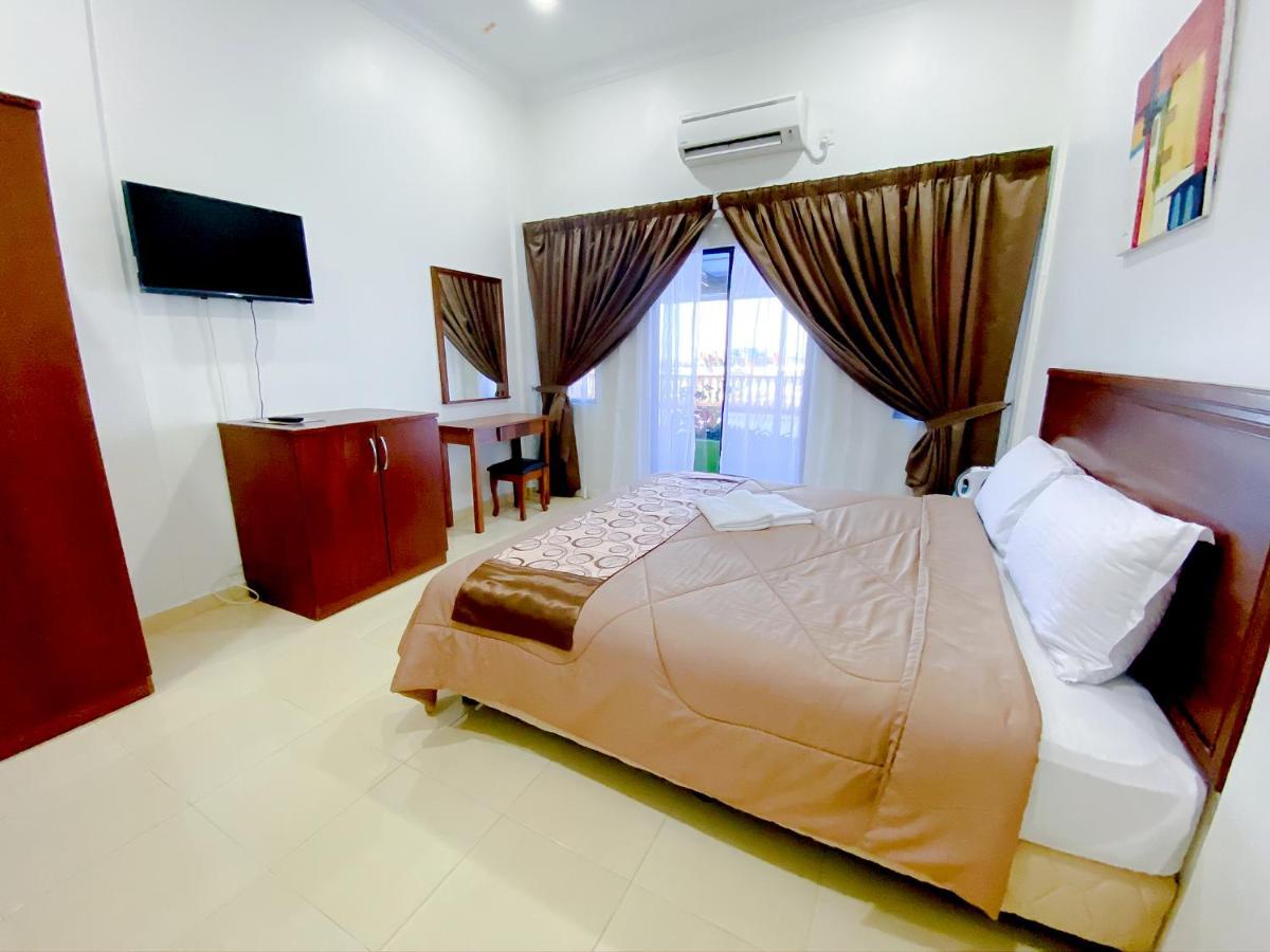 Hotel & Chalet Sportfishing Pnk Teluk Bahang Exterior photo